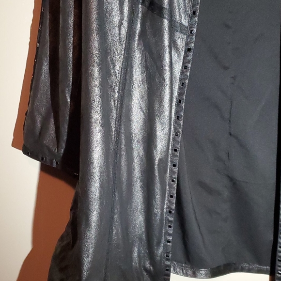 Jacket - Picture 2 of 5